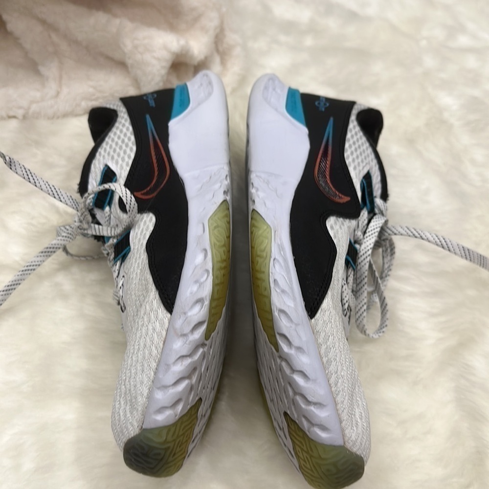 Nike renew white/black/blue/orange workout shoe size 11.5 - Picture 6 of 15
